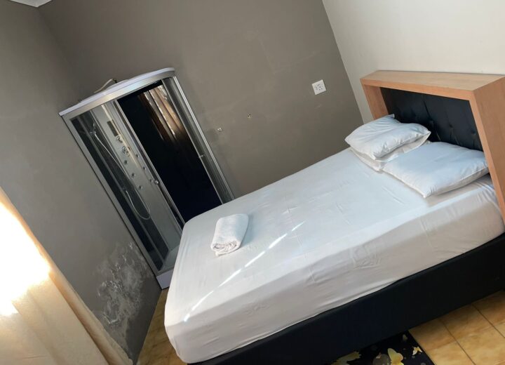 R200 guest house